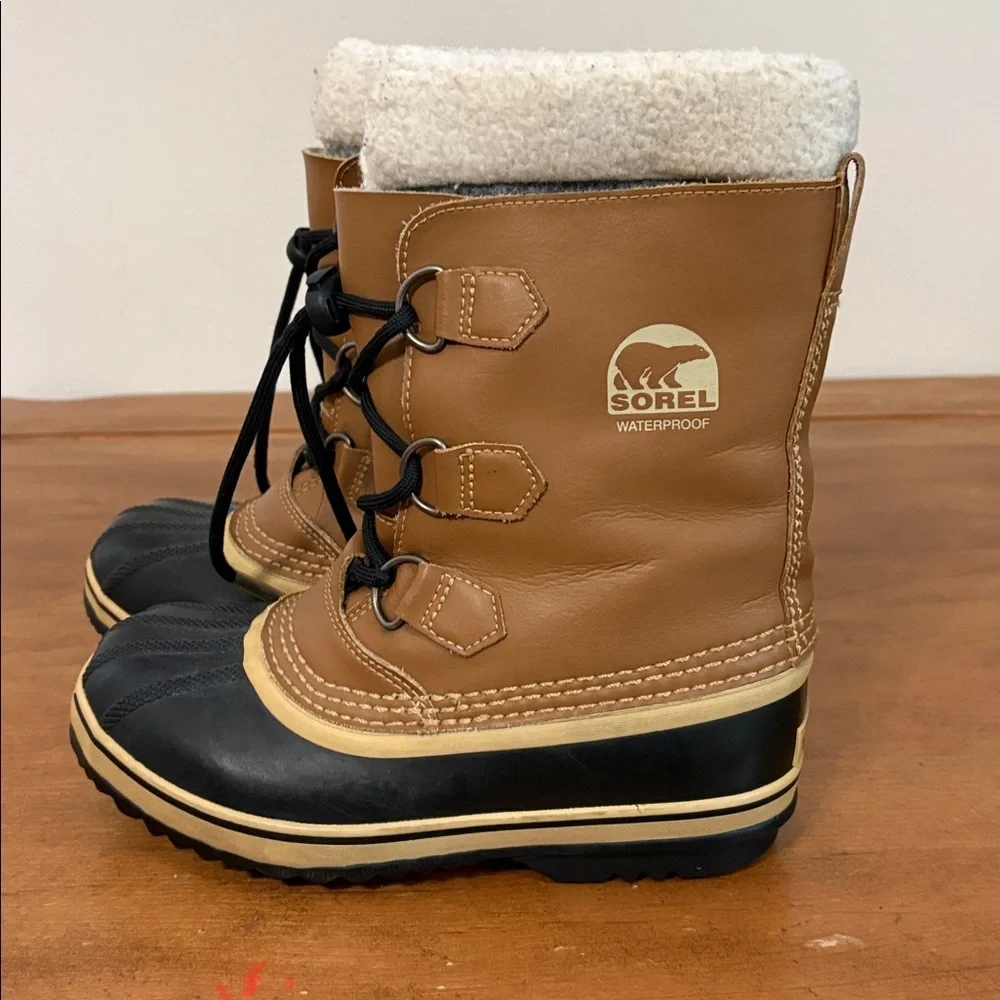 Sorel Caribou Waterproof Boots Size 4
